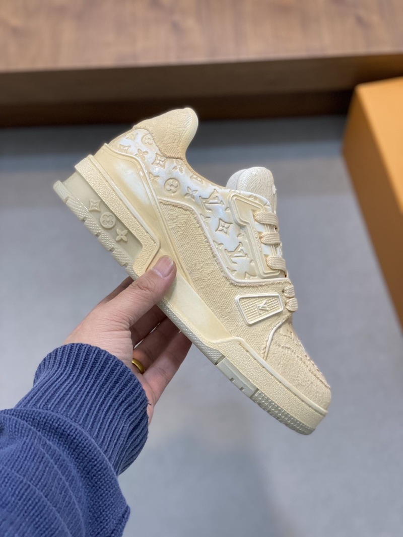 Louis Vuitton Sneakers